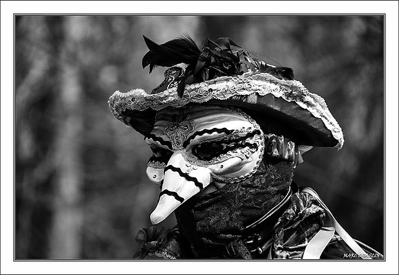 Costumés Vénitiens  noir et blanc