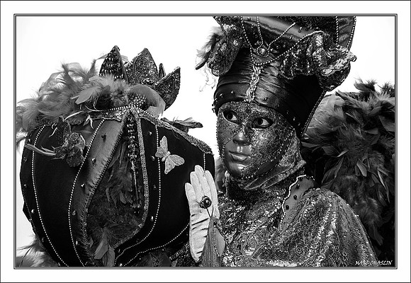 Costumés Vénitiens 2 noir et blanc