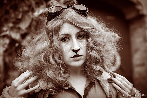 Steampunk trichromie