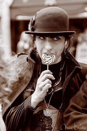 Steampunk trichromie