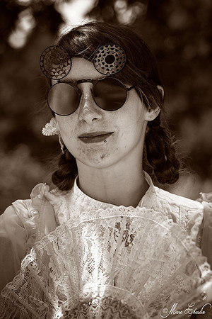 Pèle-Mêle (Sépia)