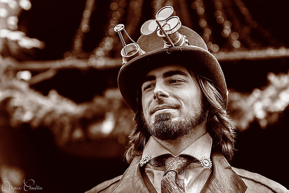 Steampunk trichromie
