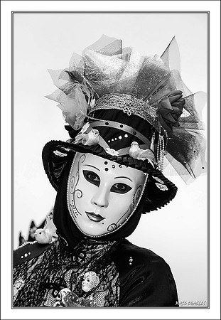 Costumés Vénitiens 2 noir et blanc