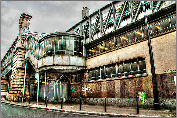 HDR