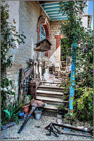 HDR