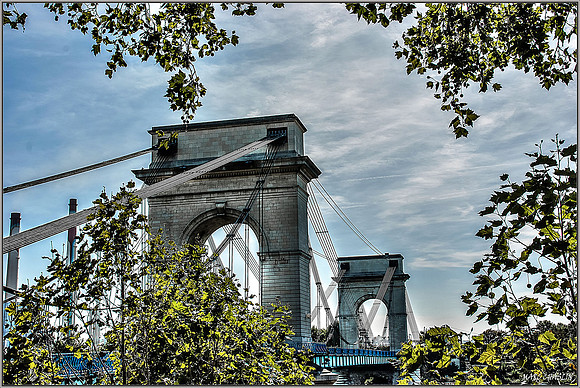 HDR