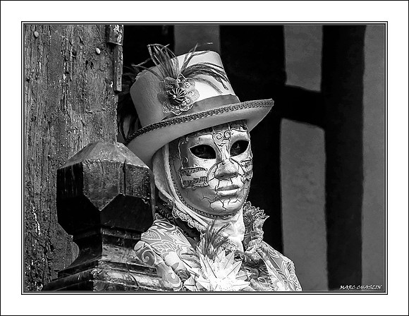 Costumés Vénitiens  noir et blanc