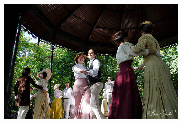 Bal 1900 Jardin du Luxembourg