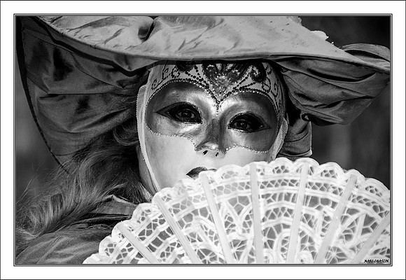 Costumés Vénitiens  noir et blanc