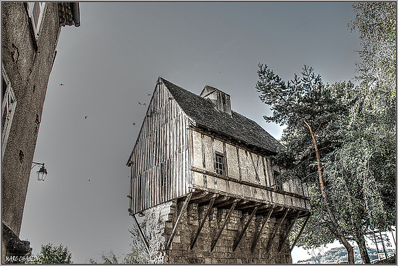 HDR