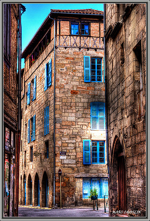 HDR